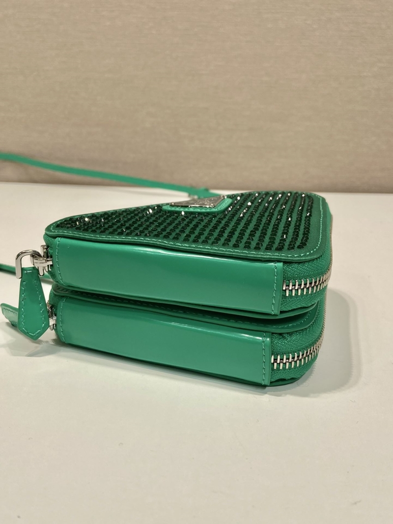Pra*a triangle pouch